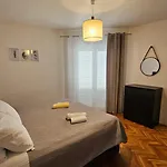 公寓 Lidija 洛帕