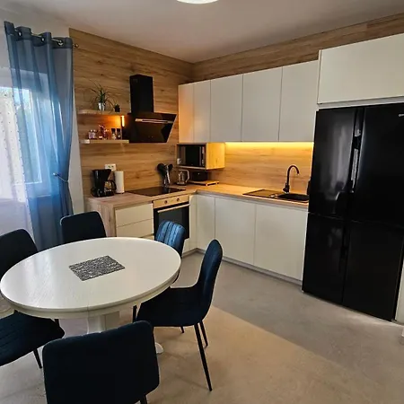 Apartment Lidija