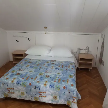 Lidija Apartment *