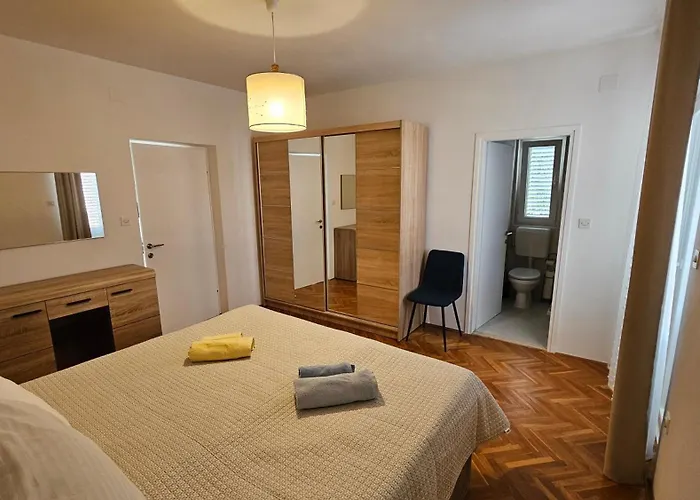 Lidija * Lopar