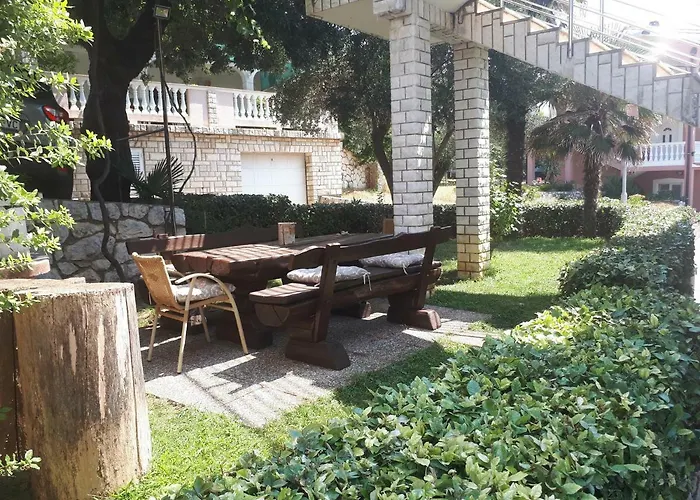 Lidija Appartamento Lopar