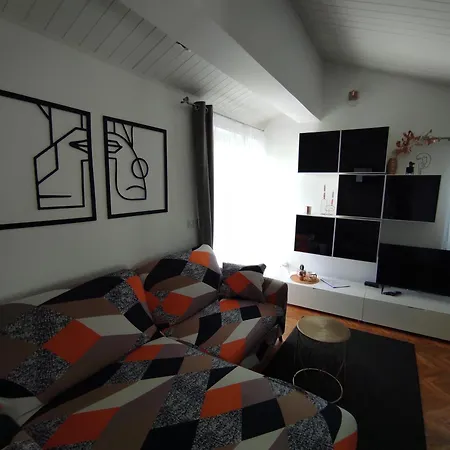 Apartament Lidija