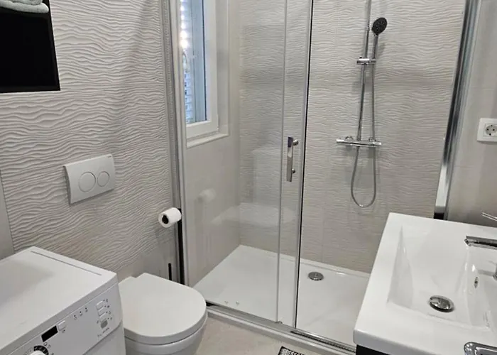 Lidija Apartman *